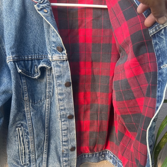 Vtg Levi’s Plaid Liner Denim Men’s trucker Jacket Made in the USA 🇺🇸 - Picture 4 of 7
